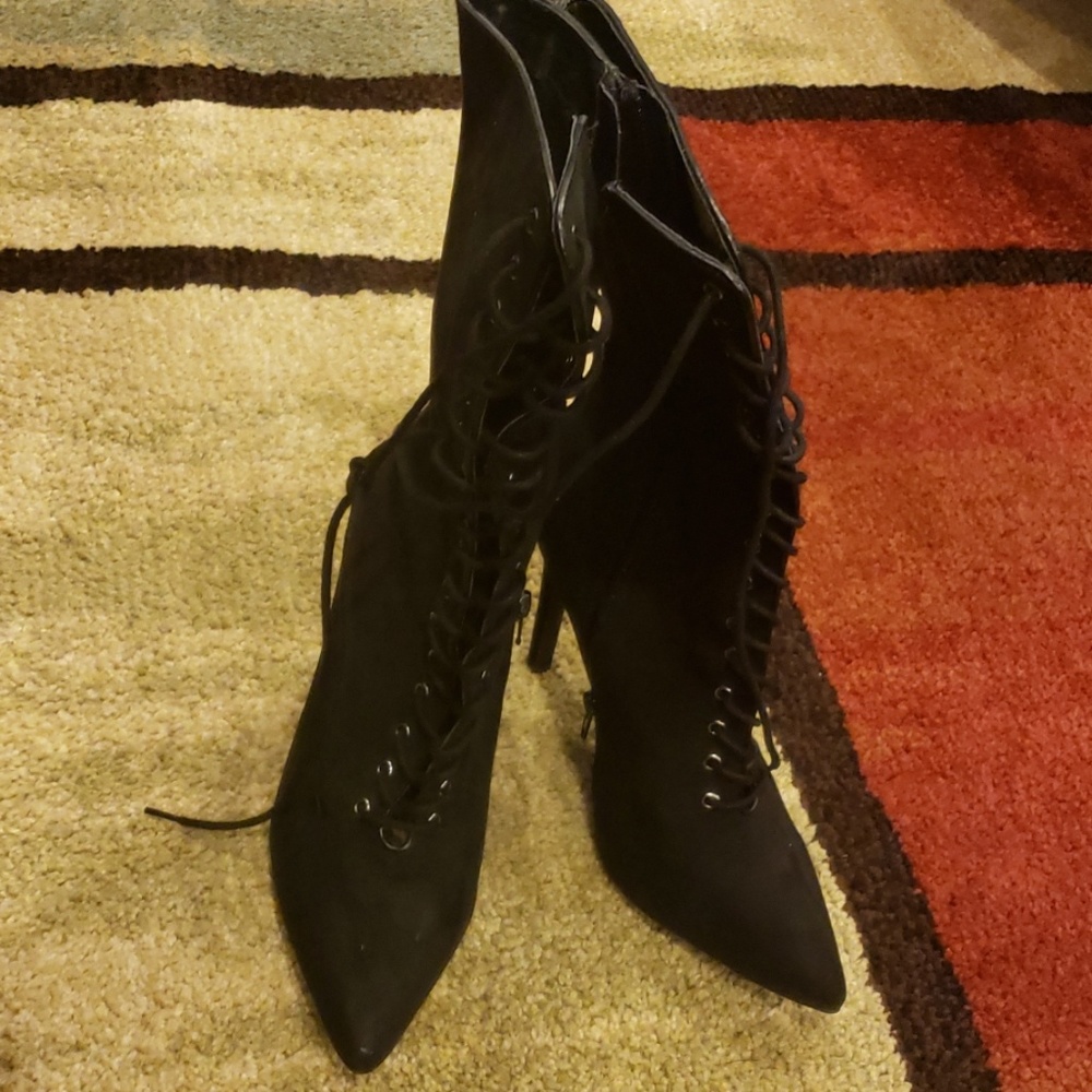 Women's boot - Picture 3 of 4